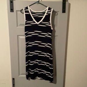 Stone 33 black and white sleeveless dress